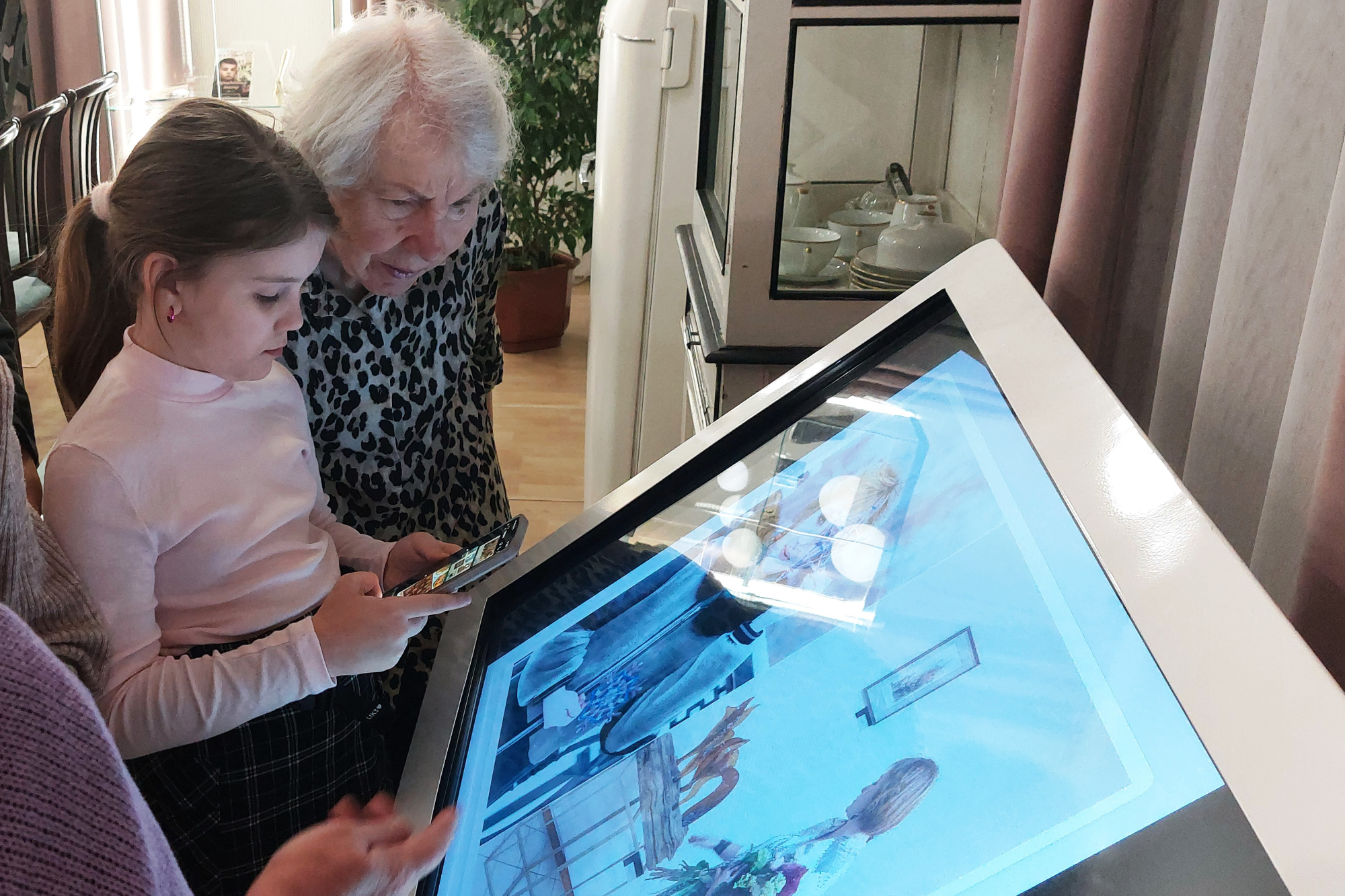 Выставка продлится до середины декабря Фото. Выставка продлится до середины декабря