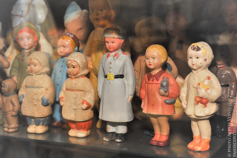 Куклы в образе рабочих.jpg
